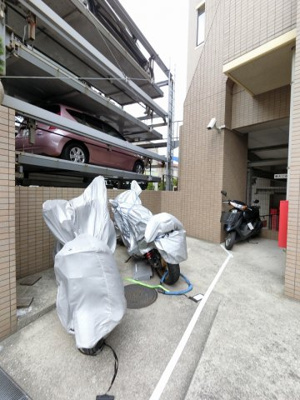 【その他共用部分】 | ザ・ヴィスタ大森スールトーレ | バイク置場です。