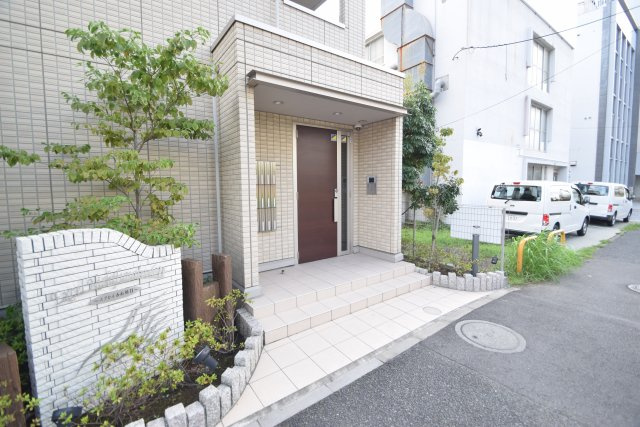 エクセル西船橋Ⅱのエントランス|入口部分