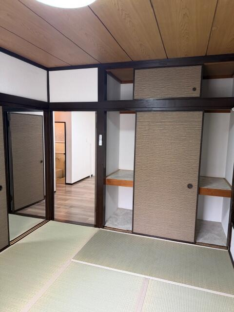 第二コーポ山崎の和室