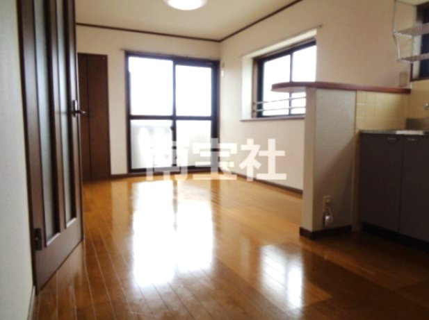 【居間・リビング】