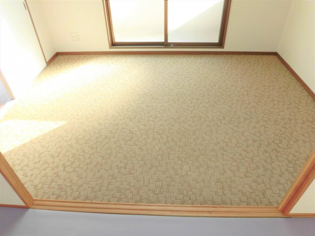 メゾンラフィネの洋室