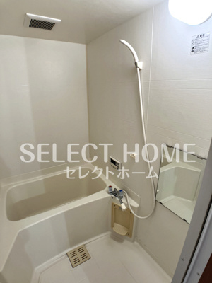 【浴室】 | ファミール足鹿 | 日々の疲れを癒すお風呂付です
同型タイプ