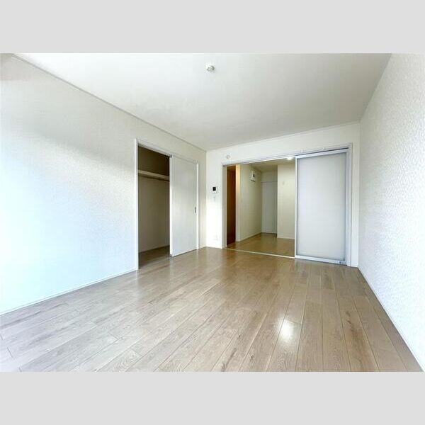 RIZN(リズン)Ⅱの居間・リビング