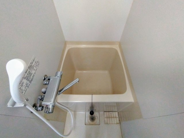 マンションフェリスの浴室
