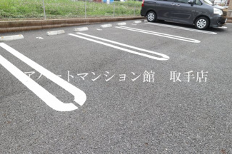 【駐車場】