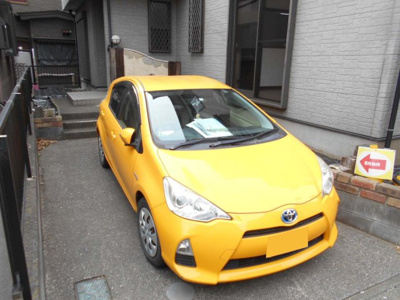 【駐車場】 | 中古　草加市北谷2丁目　全1棟　1号棟 | ・草加バス便13分停徒歩４分・駐車場1台・南東向き・庭付・４LDKとワイドバルコニー・松原小・栄中・