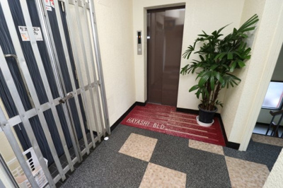 【エントランス】 | 林ビル