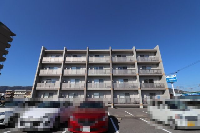 クレドール南川添