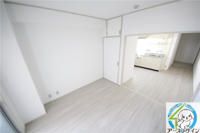 ヒューマンハイツの居間・リビング