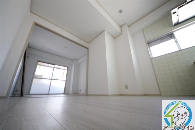 ヒューマンハイツの洋室