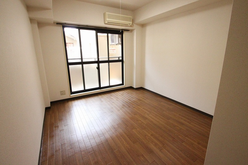 フィオレ源氏ケ丘 ( 近畿大学 一人暮らし )の居間・リビング