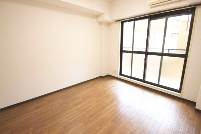 フィオレ源氏ケ丘 ( 近畿大学 一人暮らし )の居間・リビング