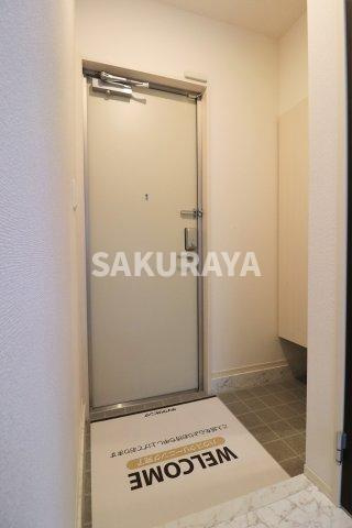 プレミアムの玄関|2021年撮影。現況と異なる場合がございます。