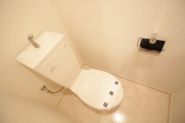 シェモアのトイレ