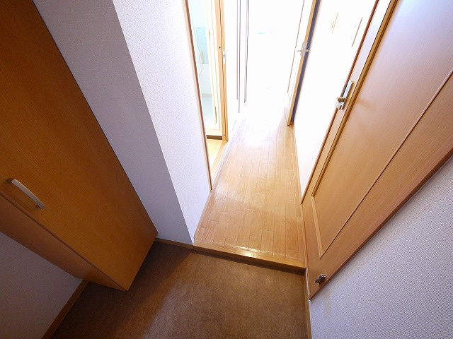 結充Immeuble　B館の玄関|ゆったりとした玄関です