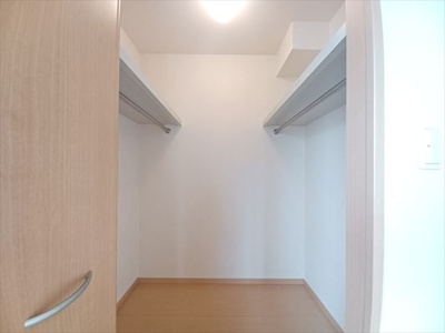 【洋室】 | サングランデ