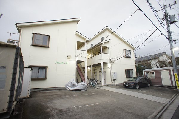 プラムガーデン