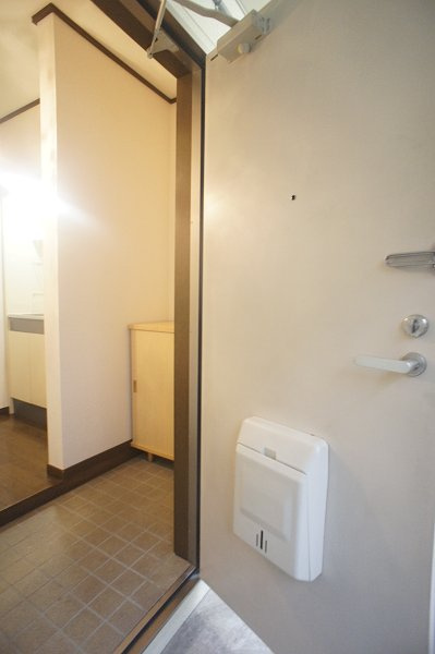 プラムガーデンの玄関