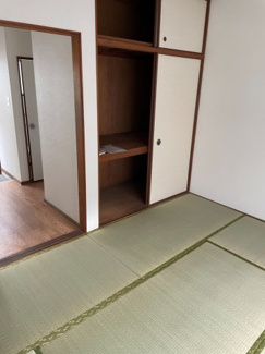 【寝室】