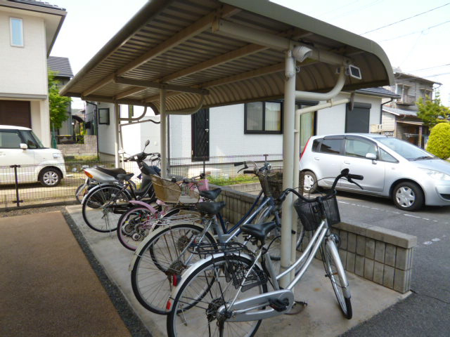 倉敷市大内のアパートのその他共用部分|自転車置き場