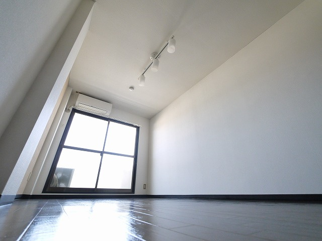 ブレスト北之庄Ⅴの洋室|洋室です