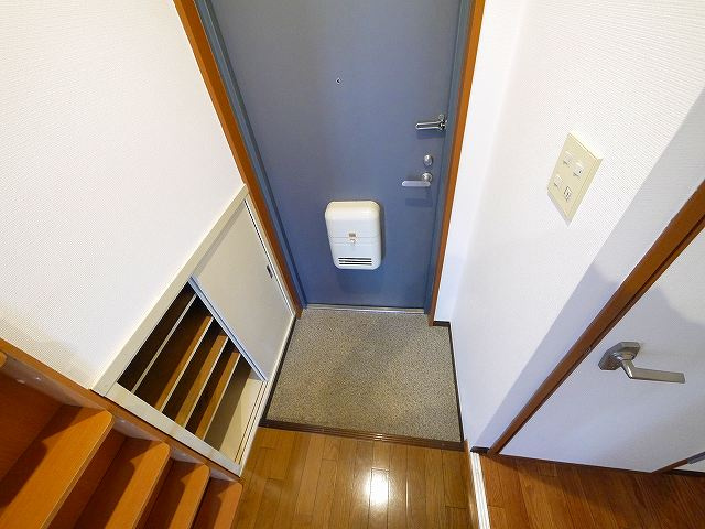 なら南新町マンションの玄関|シンプルで使いやすい玄関です