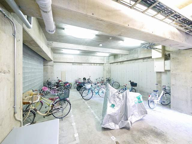 なら南新町マンションのその他共用部分|駐輪場です