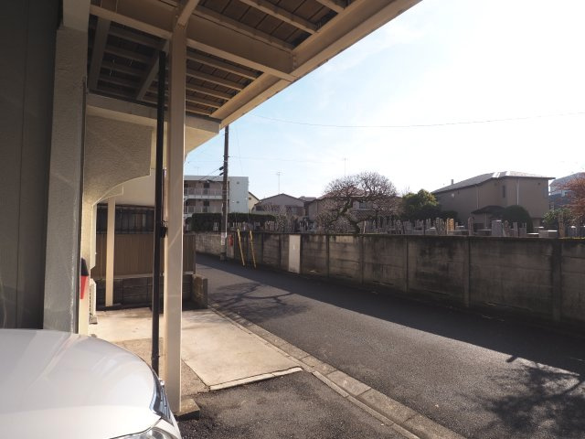 岩渕27-17駐車場