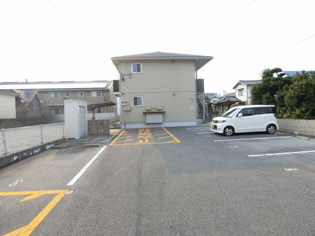 ブリエヴェール都の駐車場|カースペースがあります