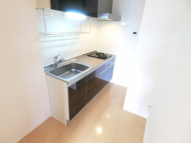 ブリエヴェール都のキッチン|コンパクトなキッチンで掃除もラクラク