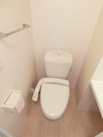 ブリエヴェール都のトイレ|清潔感のあるトイレです