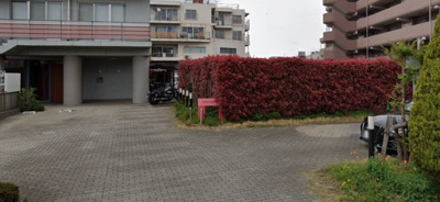 【エントランス】 | ルネスガーデン | 落ち着いたエントランスです