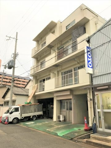 神装コーポの外観