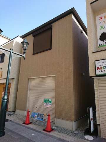 築浅！桜井駅前テナントの外観