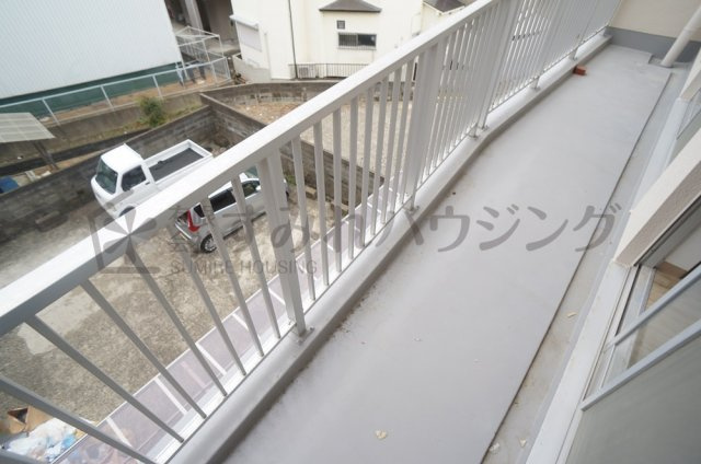 メゾン加茂のバルコニー