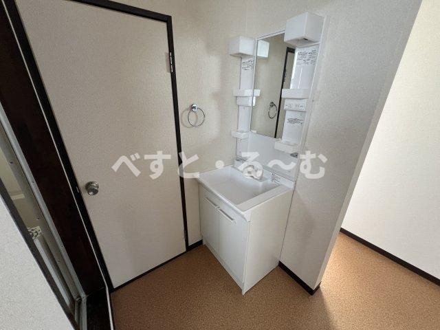 ヴィレッジコート山手の洗面所