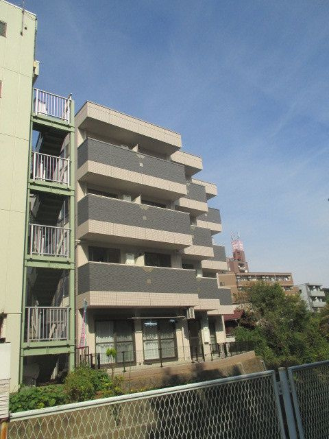 ａｖｅｎｉｒの外観