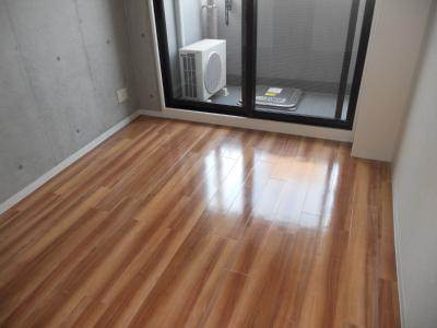 T’s Casa御幸町（ティーズカーサ御幸町）の居間・リビング|室内