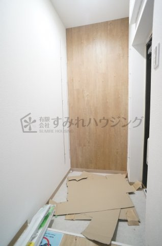 メゾン加茂の玄関