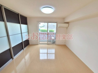 グランアルファKの内装|こまごまとしたものを収納できそうですね