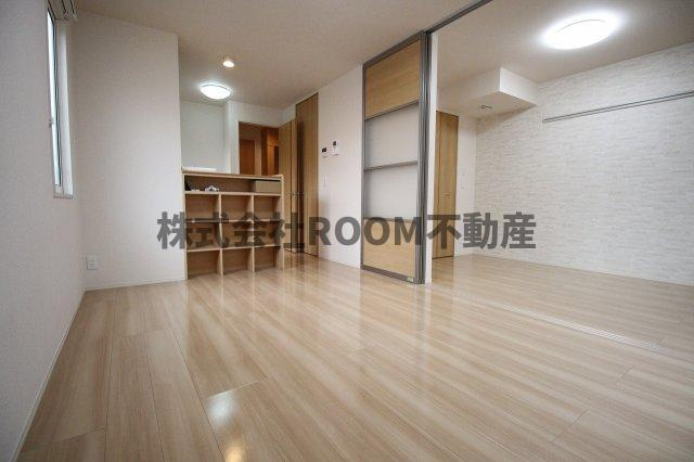 ボナールTOMOの居間・リビング|ゆったりとした居間です