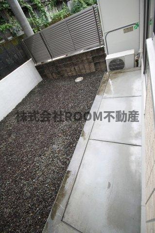 ボナールTOMOのバルコニー|開放的で明るい空間を演出してくれるバルコニーです