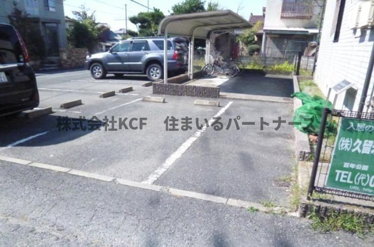 ルミエールⅠの駐車場|駐車場があります