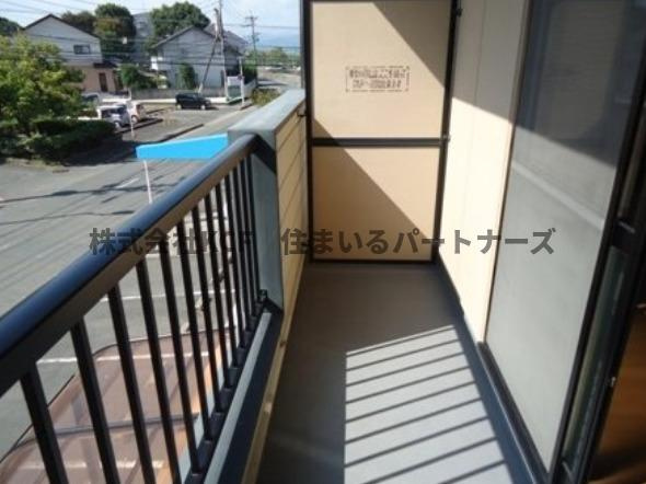 セカンドキャビンのバルコニー|お洗濯にも便利なバルコニー付き