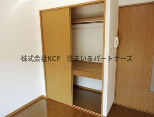 セカンドキャビンの収納|便利な収納スペースです