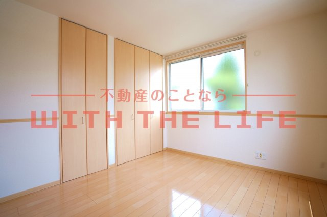 プレフェランス【キャッシュバック対象物件】の洋室|明るい洋室です