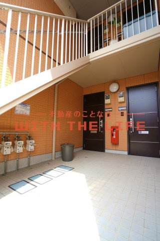 プレフェランス【キャッシュバック対象物件】のエントランス|建物の内部です