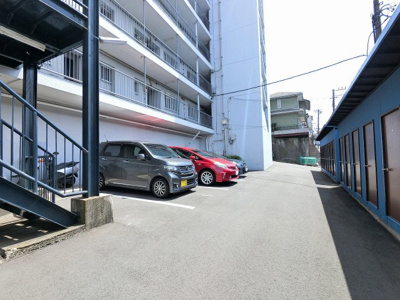【駐車場】 | 宮前マンション | 平置き駐車場です。