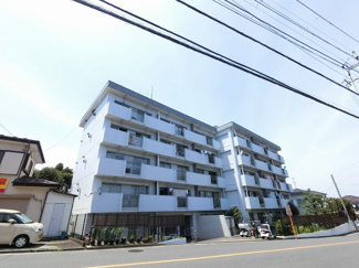 【外観】 | 総戸数３０戸、１９７４年１１月築、管理人は巡回勤務につき管理体制良好です♪