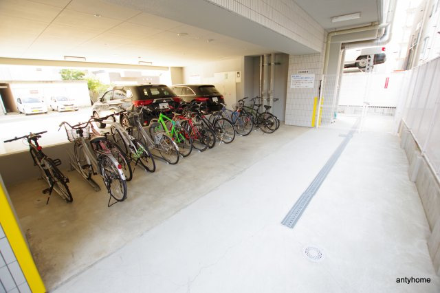 第25関根マンション　仲介手数料無料の駐車場